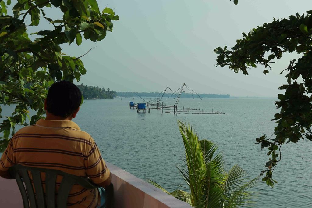 Orchid Lake View Homestay Alappuzha Buitenkant foto