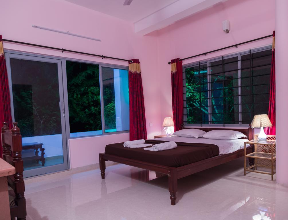Orchid Lake View Homestay Alappuzha Buitenkant foto